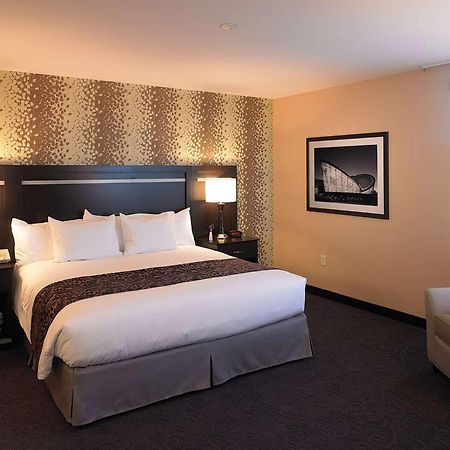 The Strathallan - A Doubletree By Hilton Rochester Bagian luar foto