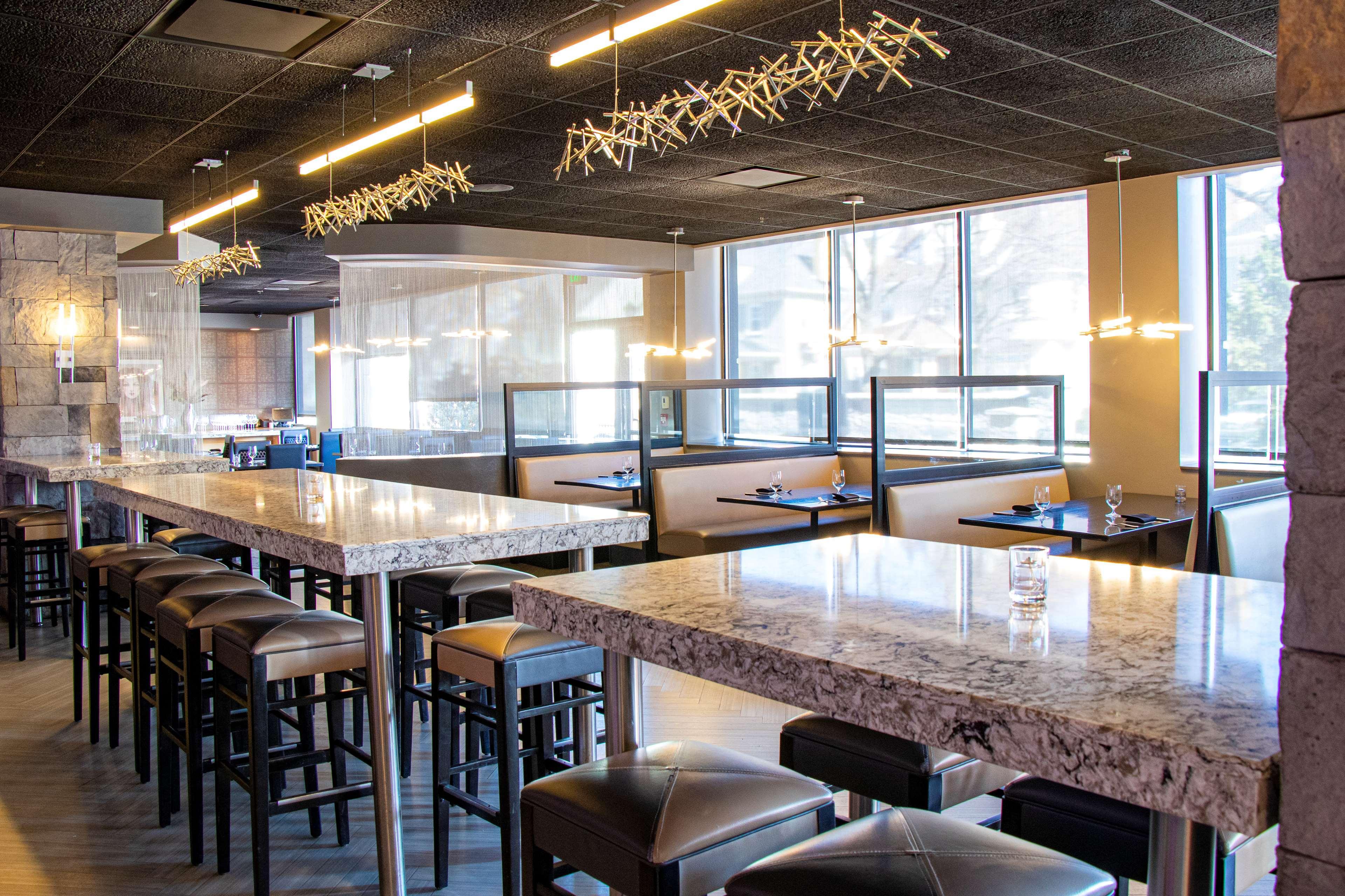 The Strathallan - A Doubletree By Hilton Rochester Bagian luar foto