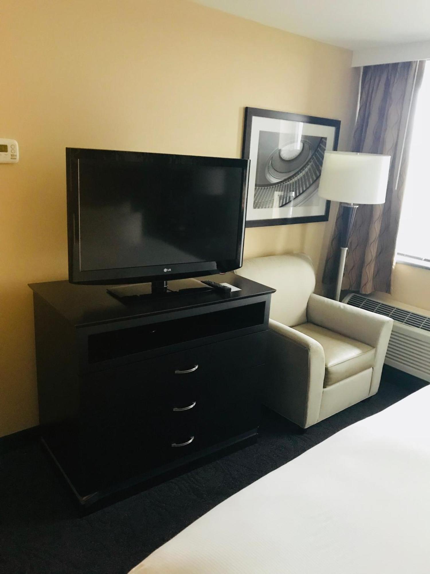 The Strathallan - A Doubletree By Hilton Rochester Bagian luar foto