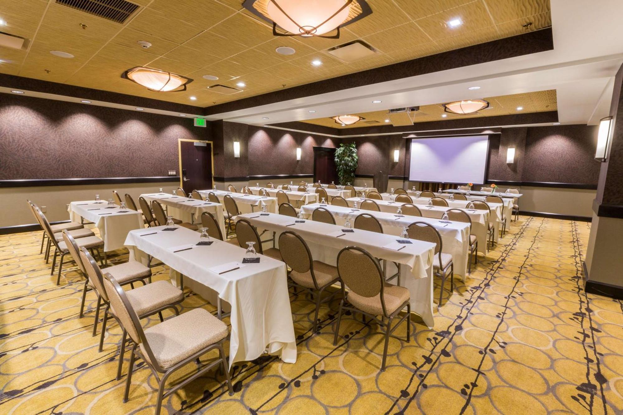The Strathallan - A Doubletree By Hilton Rochester Bagian luar foto